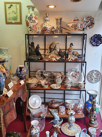 ABC ANTIQUITES GIEN ACHAT VENTE D OBJETS ANCIENS DEBARRAS COMPLET DE MAISON DE LA CAVE AU GRENIER ANTIQUAIRE BROCANTEUR